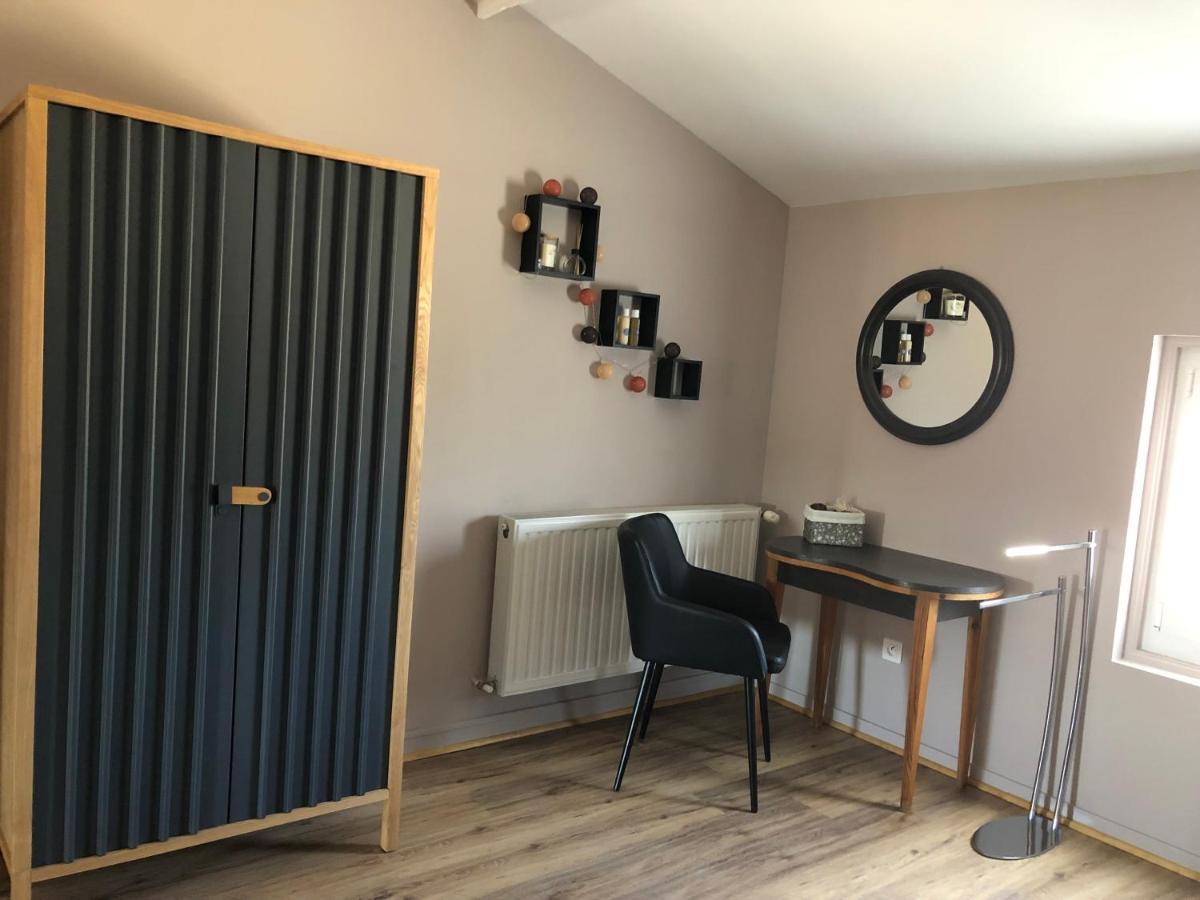 Le Numéro 15 Saint-Seurin-sur-l'Isle Exterior foto