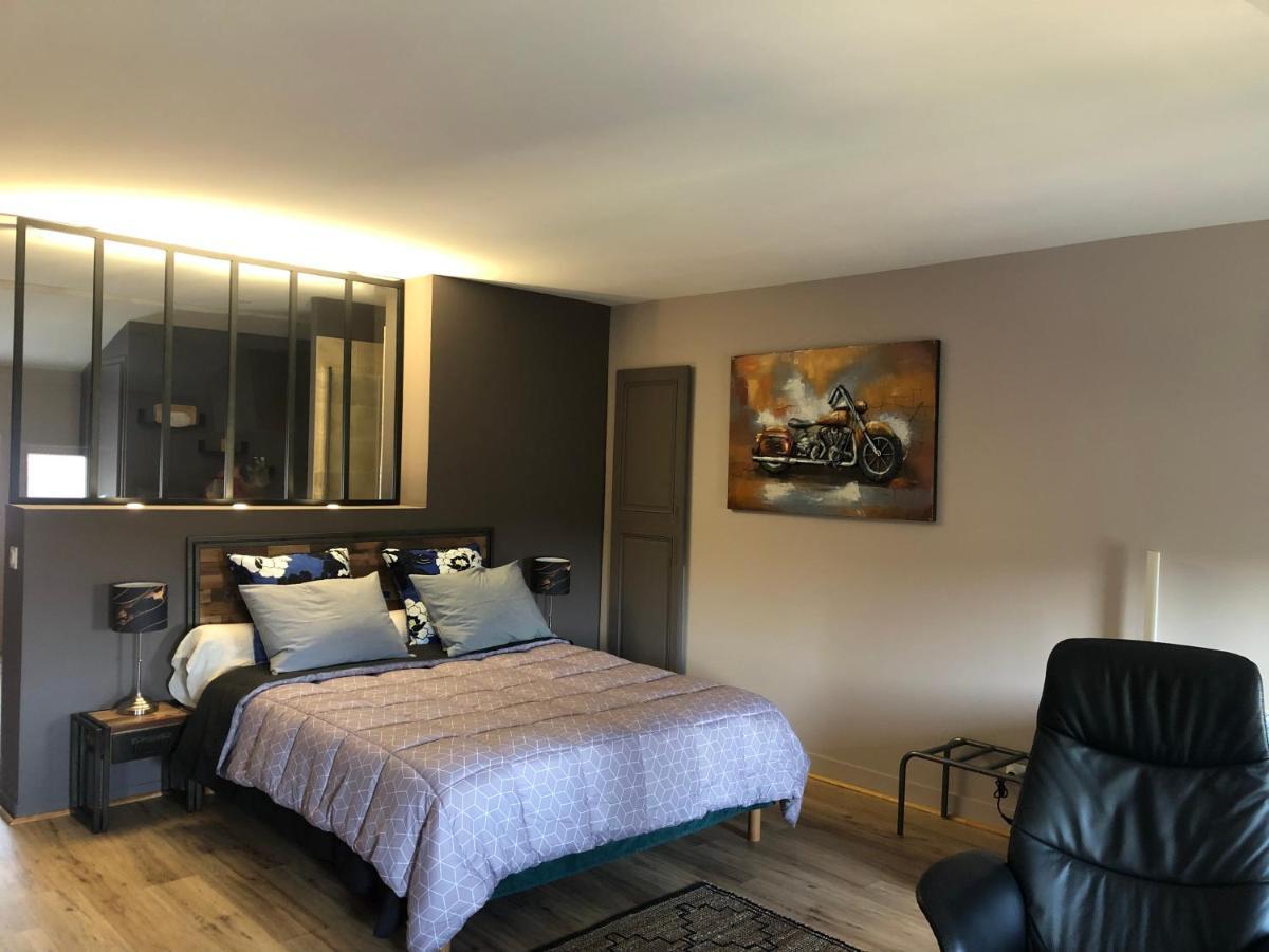 Le Numéro 15 Saint-Seurin-sur-l'Isle Exterior foto