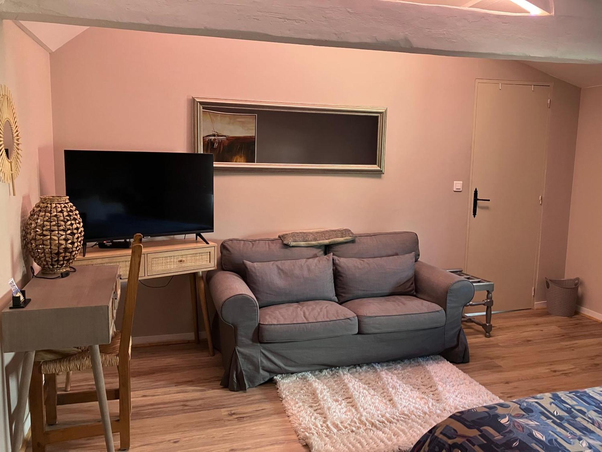 Le Numéro 15 Saint-Seurin-sur-l'Isle Exterior foto